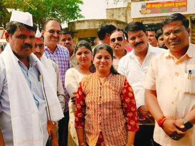 Vasima Bajara Samitimadhye Ciya Setamalaci Kharedi Subharambha Manyavara2